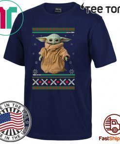 Baby Yoda Star War ManDalorian Christmas Classic T-Shirt