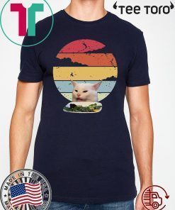 Woman yelling at table dinner cat meme vintage retro Unisex T-Shirt