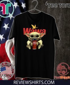 Baby Yoda Hug Wawa Classic T-Shirt