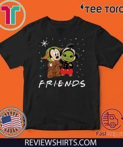 Baby Yoda and Mickey Mouse Friends snow Xmas Funny T-Shirt