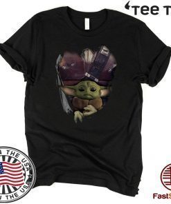 Pretty Baby Yoda The Mandalorian Torn Paper Star Wars 2020 T-Shirt