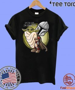 The Mandalorian Hug Baby Yoda it’s so cute I’m gonna die t-shirts