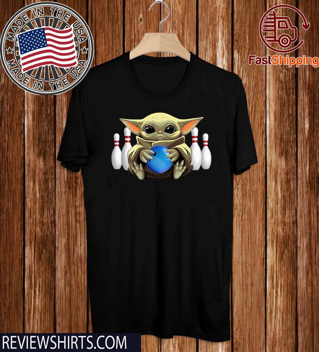 Baby Yoda Hug Bowling Original T-Shirt