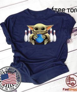 Baby Yoda Hug Bowling Original T-Shirt