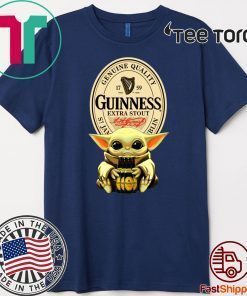 Baby Yoda Hug Guinness Special Export Beer 2020 T-Shirt