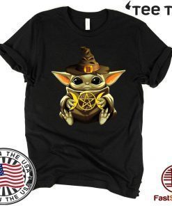 Baby Yoda Hug Star 2020 T-Shirt