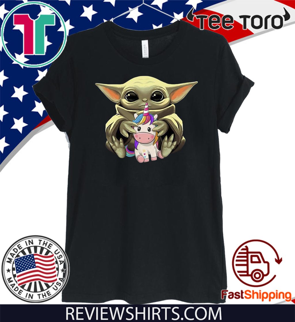 Baby Yoda Hug Unicorn Offcial T-Shirt