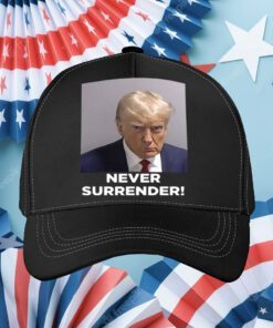 Trump Never Surrender Black Mug