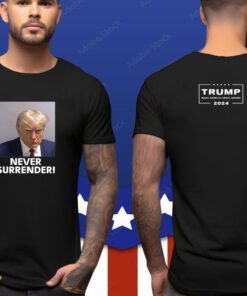 Trump Never Surrender Women’s Heritage Cropped Shirt