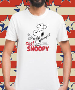 Juniors' Peanuts Chef Snoopy Shirt