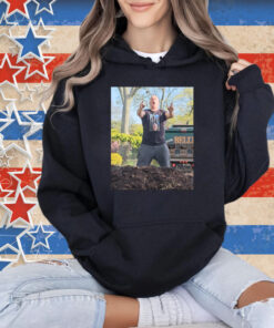 Official Feiner Mulch Company King Of The Mulch Photo 2025 T-Shirt